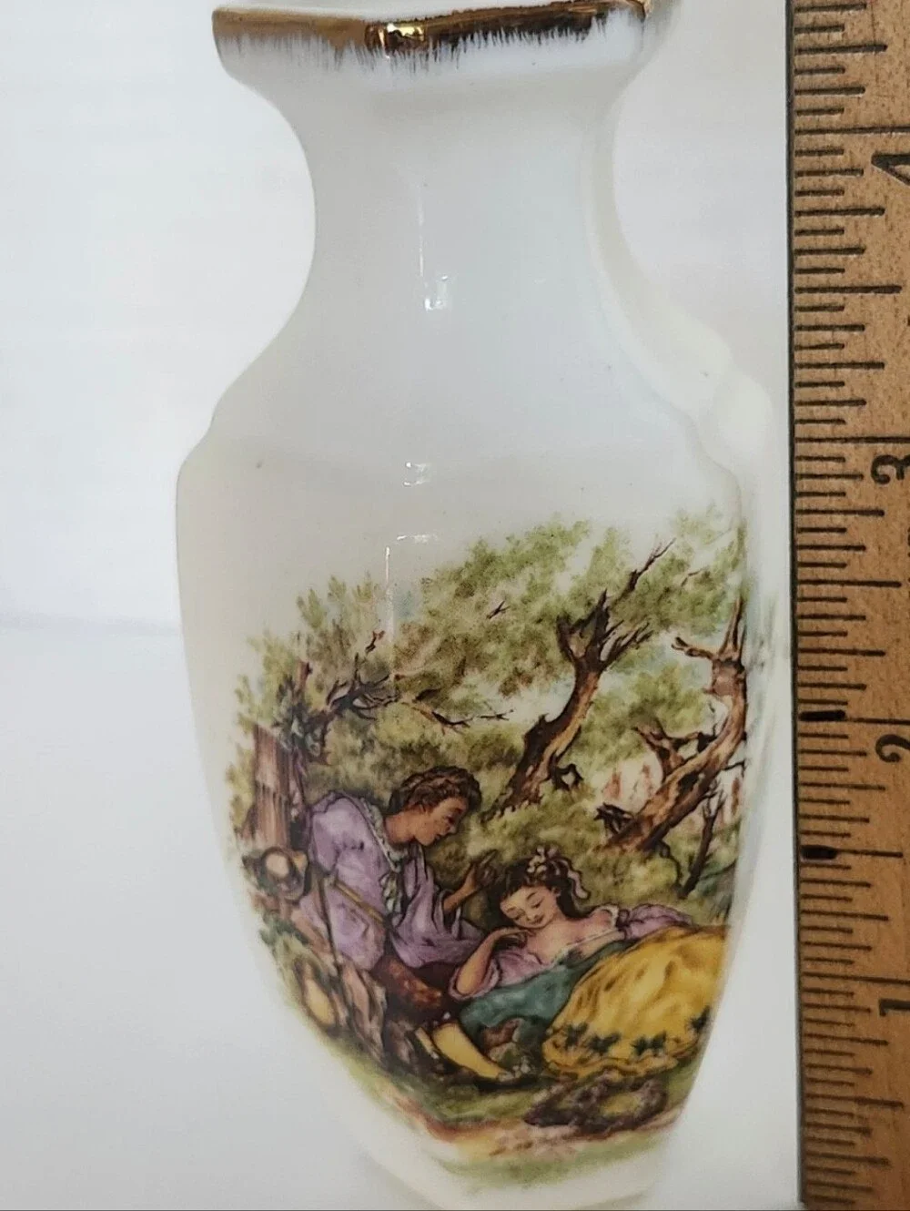 VINTAGE Bud Delicate White Ceramic Decorative Vase with Romantic Scene